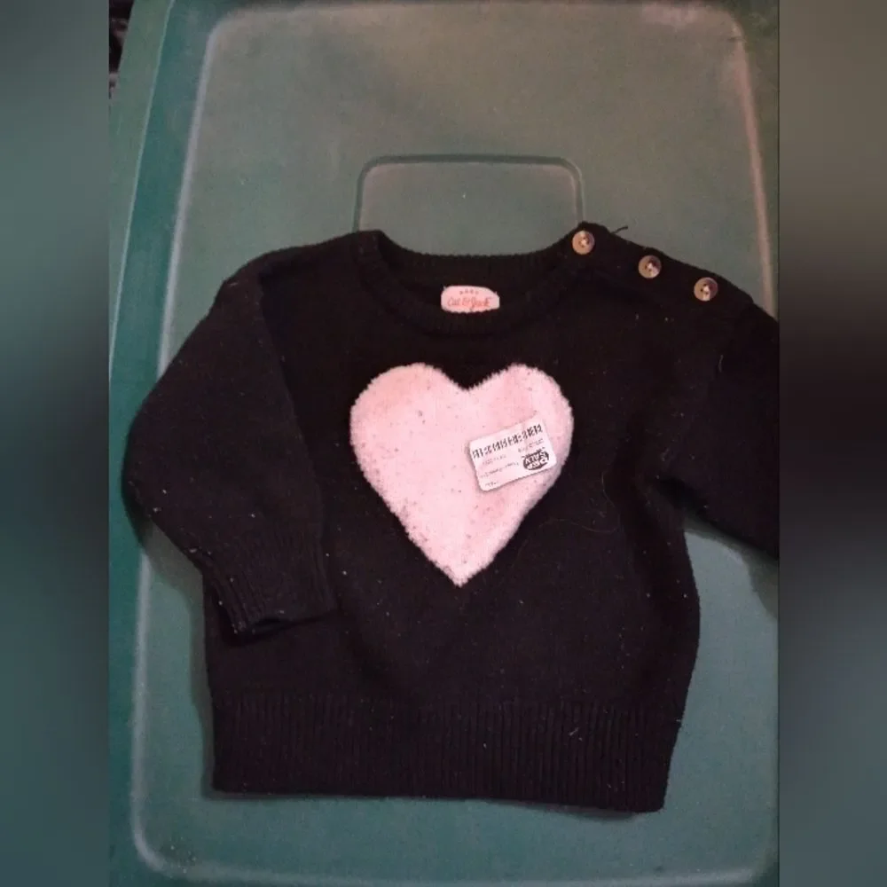 Cat and Jack infant top NWOT (Chi035)